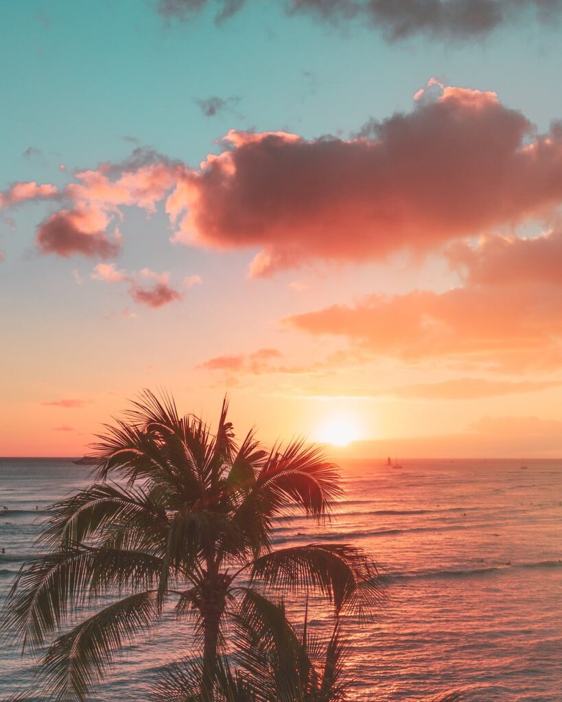 How You Can Experience Hawaii's Incredible Sunsets